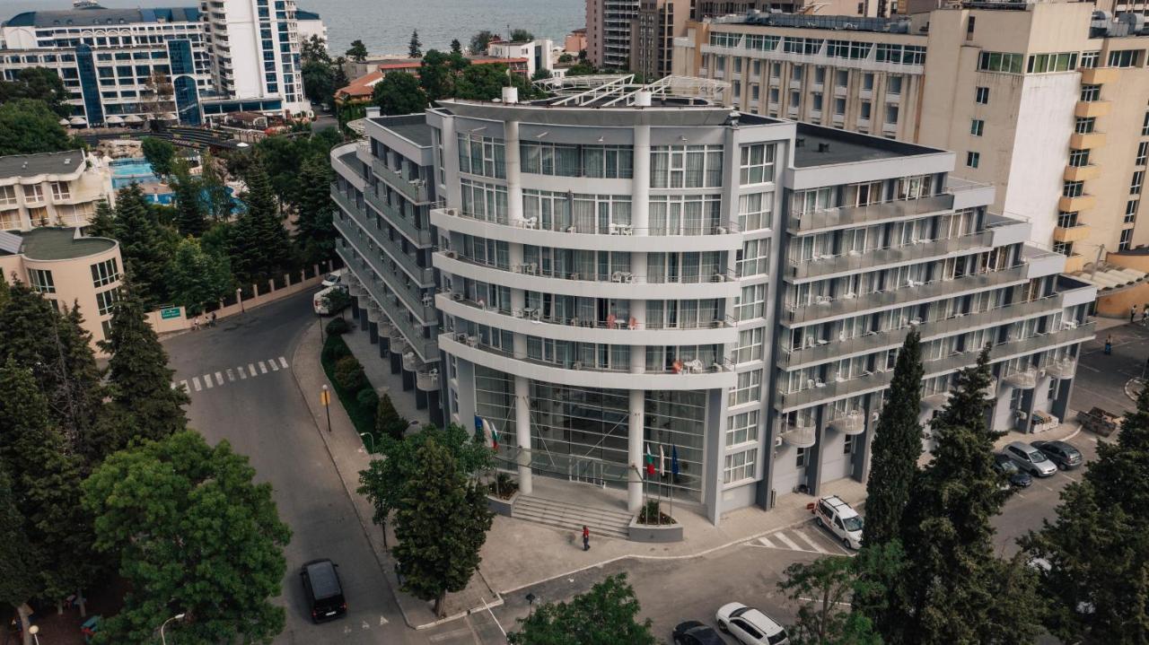 Hotel Perla Suneo Club (adults Only)